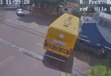 Watch Acidente Entre Trem E Ônibus Portal Zacarias
